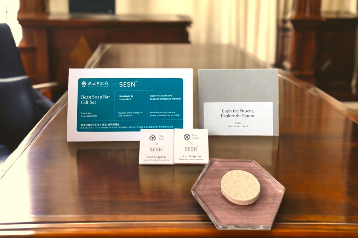SESN_新北市政府外賓禮品_giftbox_page_square